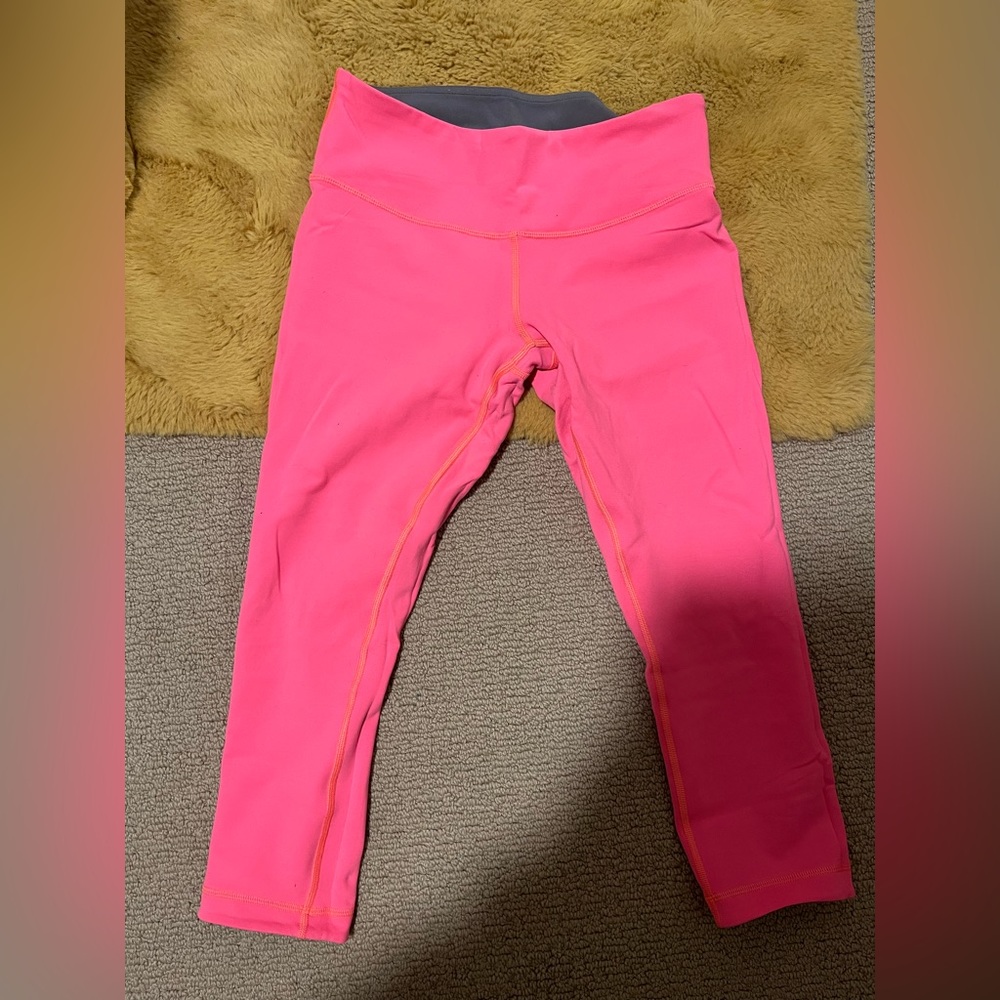 Lululemon reversible Wunder Under cropped leggings